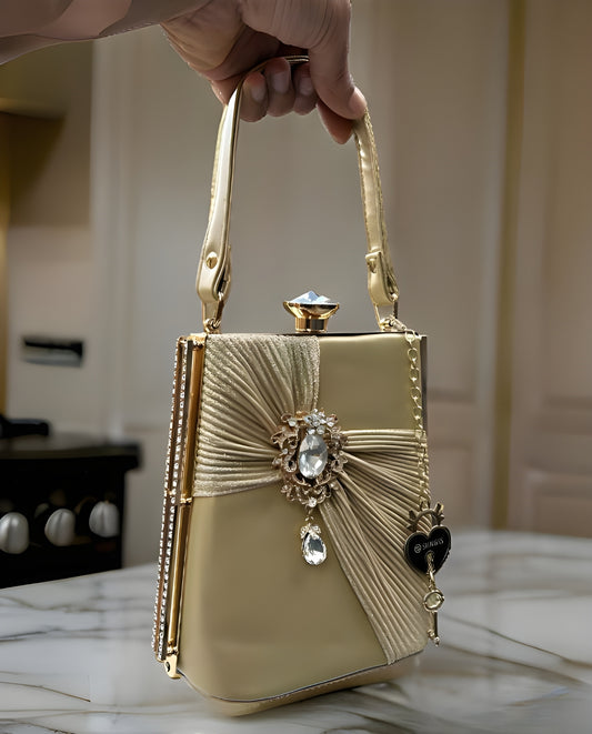 Slingss Exclusive Premium Golden Partywear Sparkling Tequila Bottle Shaped Clutch For Ladies With Golden Handle & Long Chain